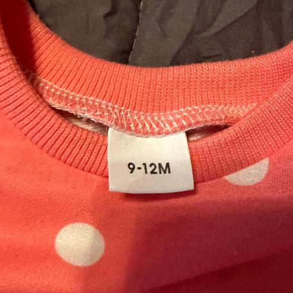 Track suit - Picture 2 of 2